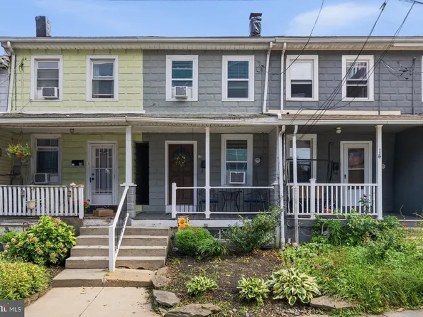 15 Coates St, Bridgeport, PA 19405
