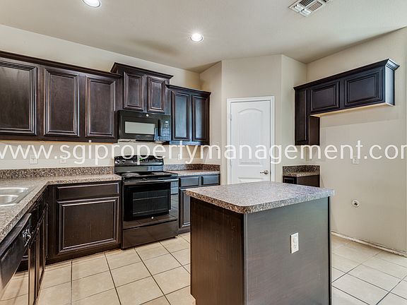 4th image of 2265 Stonebrook Ln