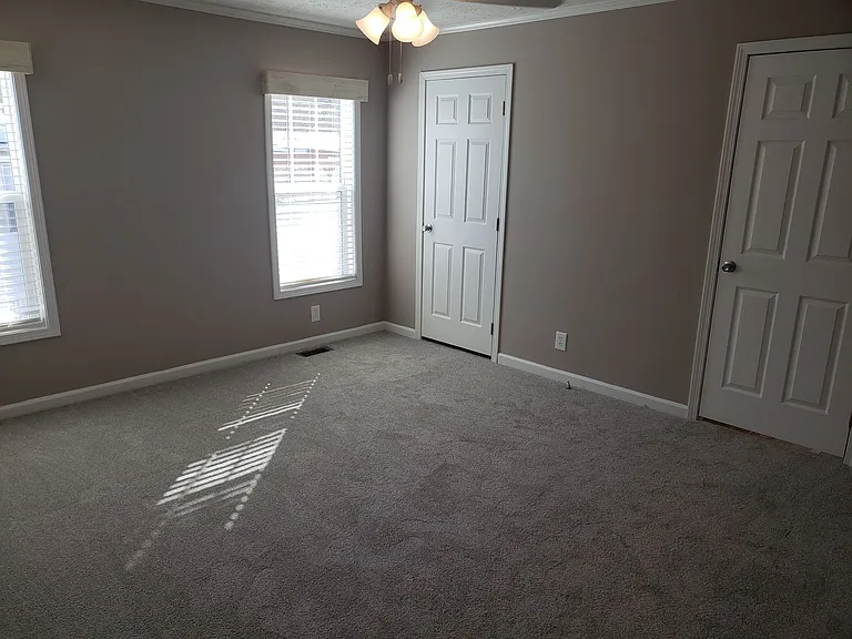 Woodlake (NC) — Photo 31