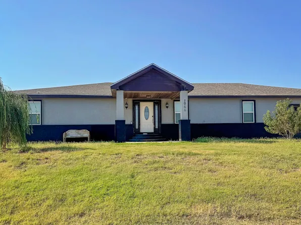 1046 Bowie St, Denver City, TX 79323