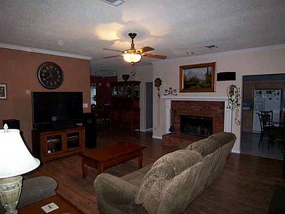 2nd image of 2614 Barger Ln