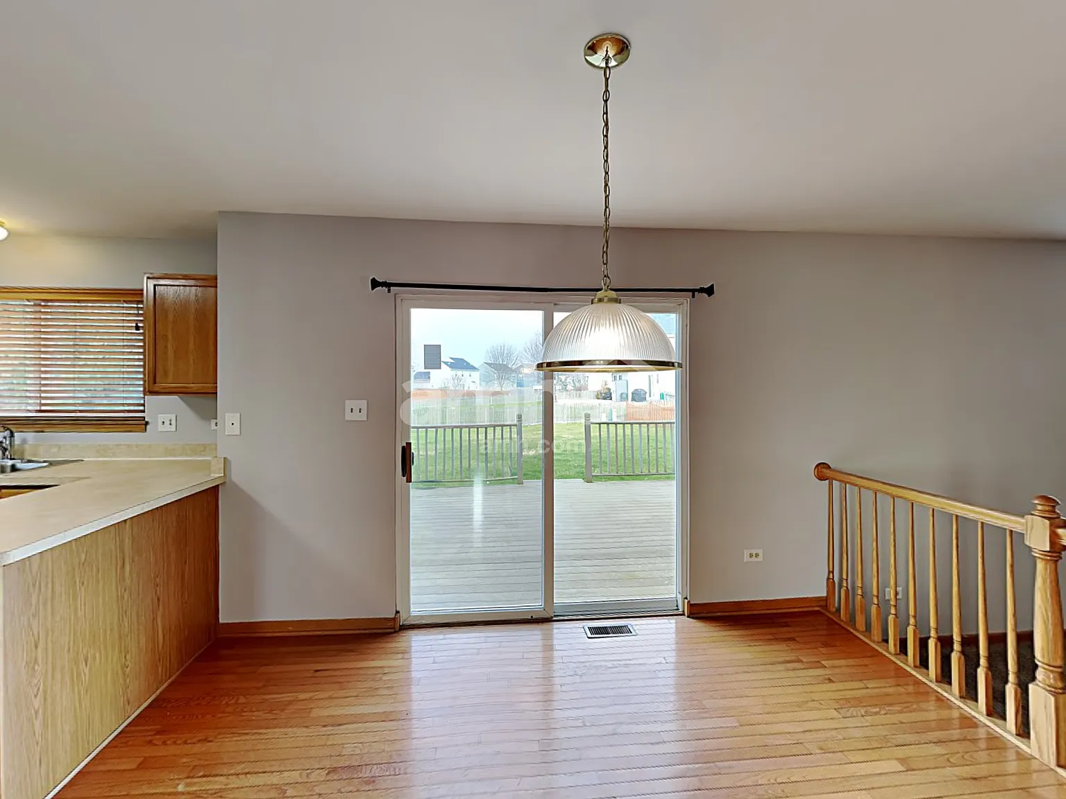 3 bed, 2.5 bath, 2070 sqft, $3,015 — Photo 4