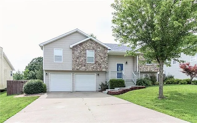 570 SE 115th Rd