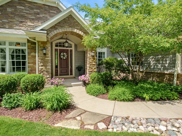 6461 E Bay Ln, Richland, MI 49083