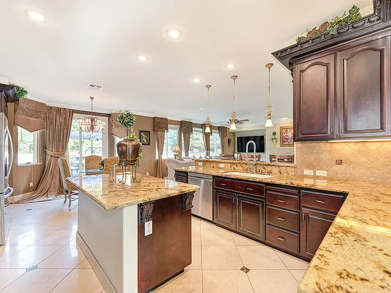 1676 Stronsay Ct — Photo 31