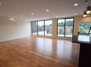 1616 Beacon St APT 3, Brookline, MA 02446
