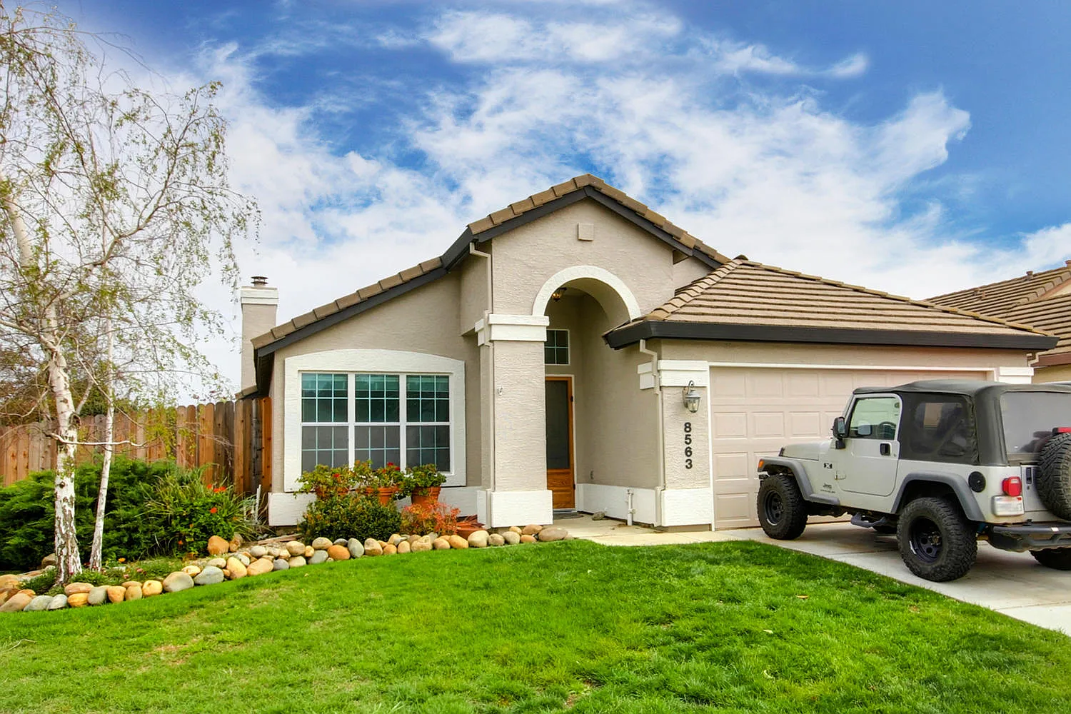 8563 Black Kite Dr photo 1