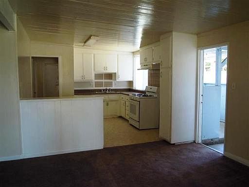 1st image of 20524 Pioneer Blvd