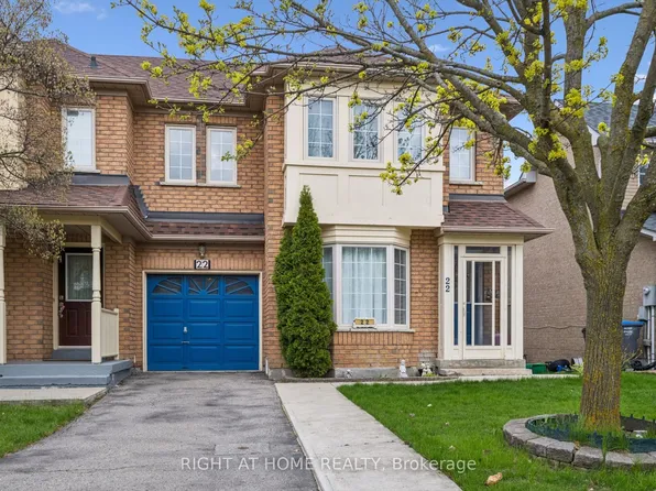 22 Zebra Trl, Brampton, ON L6R 2J2