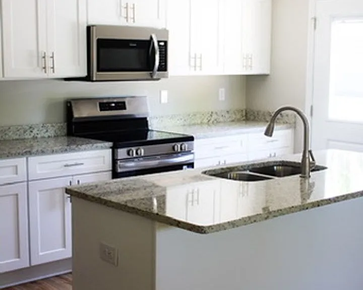 213 Bundrum Dr NW — Photo 3