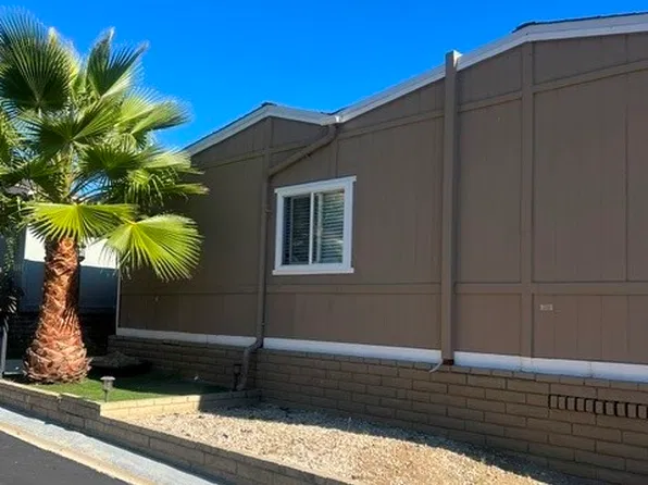 24425 Woolsey Canyon Rd Spc 152, Canoga Park, CA 91304