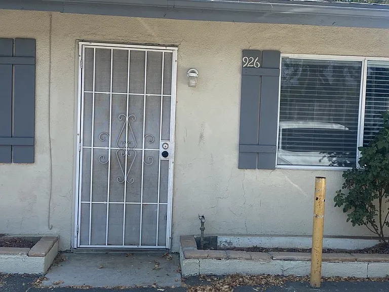 937 Park Ave #947 — Photo 2