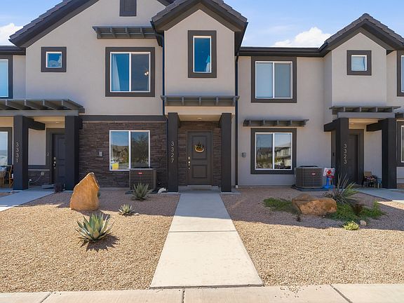 2nd image of 3327 E Elkhorn Ln