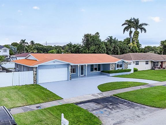 2nd image of 19850 SW 83rd Ave