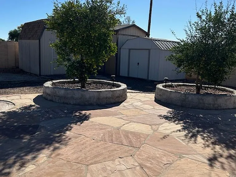 3001 W Coriander Dr — Photo 3