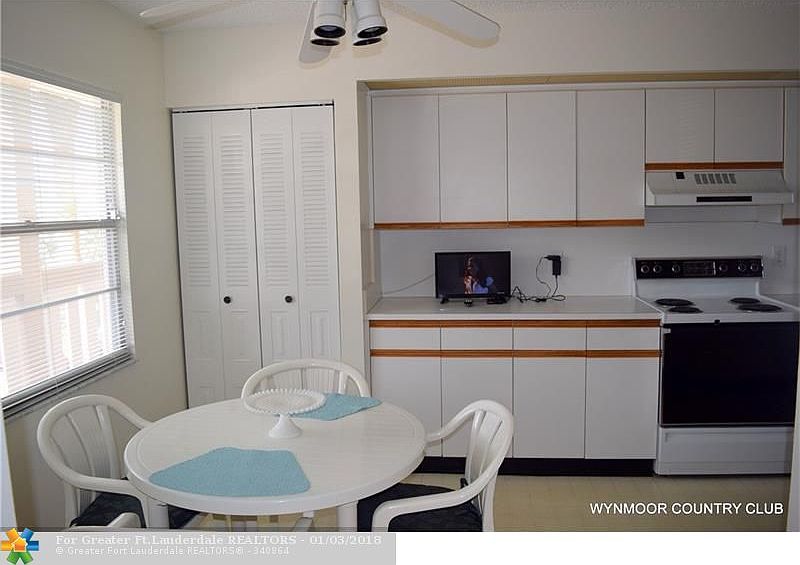 1st image of 1602 Abaco Dr APT H2