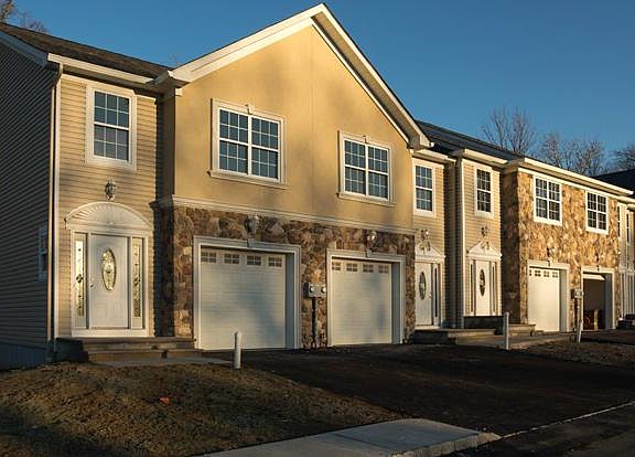 3rd image of 13 Miners Ln #12