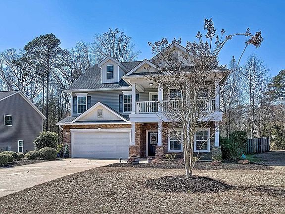 3rd image of 208 Woolbright Ln