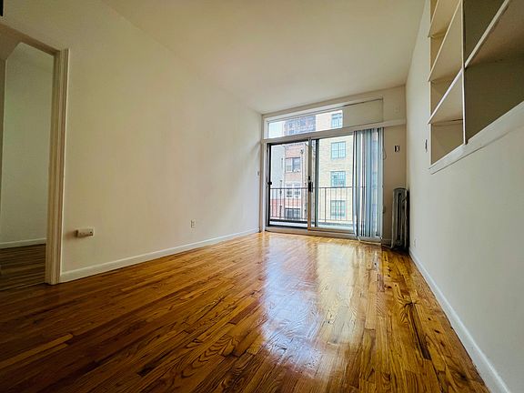 5th image of 65 W 85th St #4D