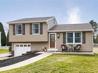 502 Aten Rd, Coraopolis, PA 15108