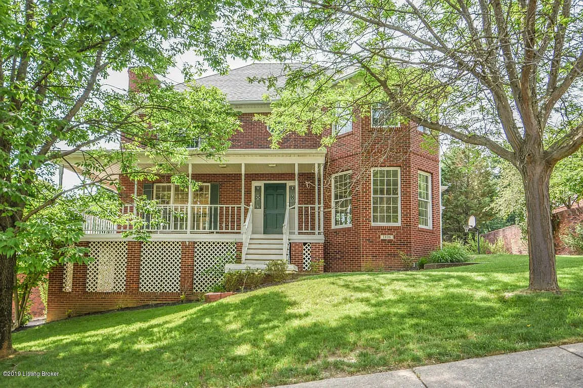 1806 Parkridge Pkwy photo 1