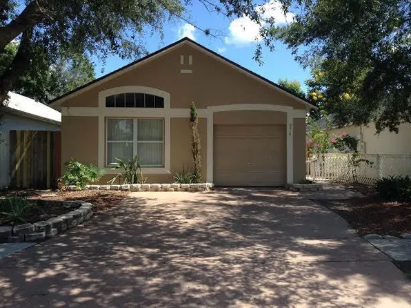 8215 Golden Chickasaw Cir, Orlando, FL 32825