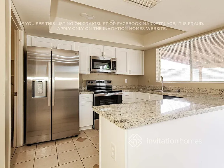 7556 W Turney Ave — Photo 7