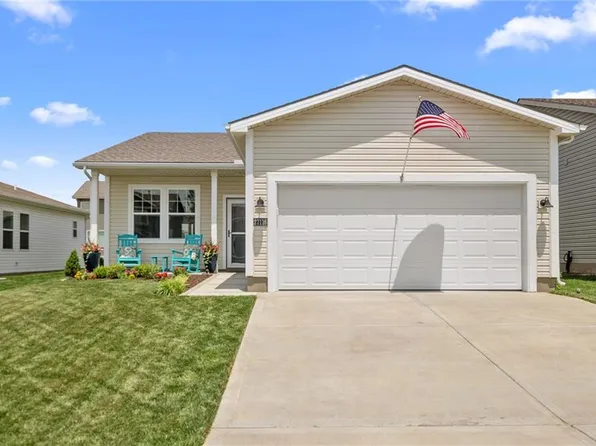 27116 E Sycamore St, Lees Summit, MO 64086