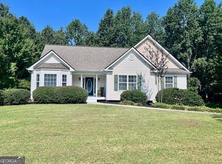 113 Nelson Ridge Dr, Ball Ground, GA 30107