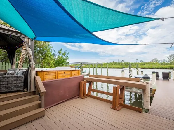 18219 Gulf Blvd, Redington Shores, FL 33708