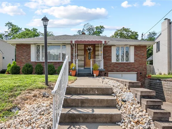 653 8th St, Oakmont, PA 15139