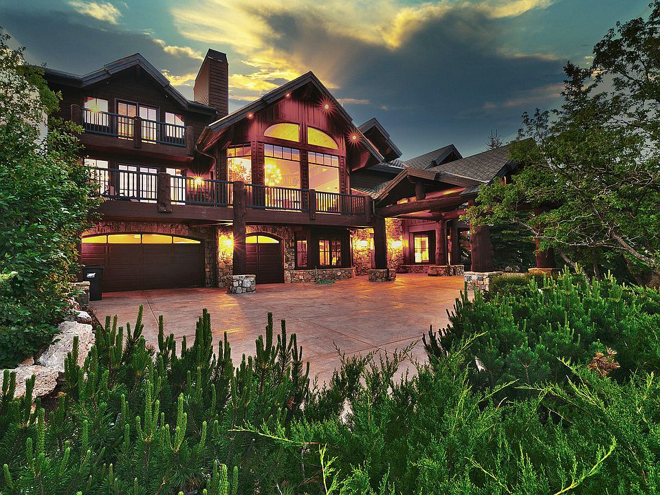 1st image of 3585 Oak Wood Dr