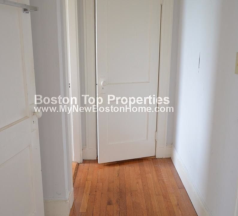 2nd image of 125 Park Dr APT 43