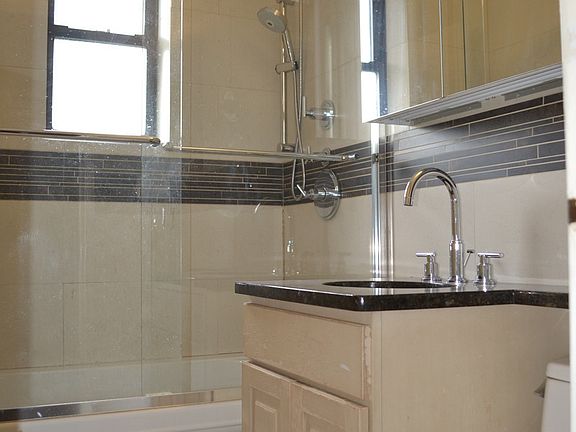 4th image of 22626 Union Tpke APT 2B