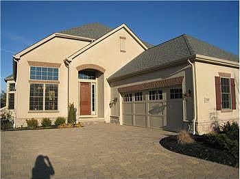 2nd image of 3840 Stonewater Dr