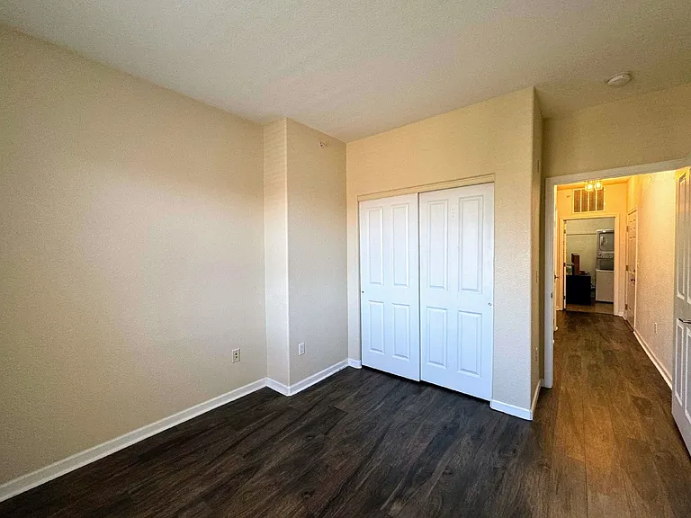 9557 W San Juan Cir #305 — Photo 17