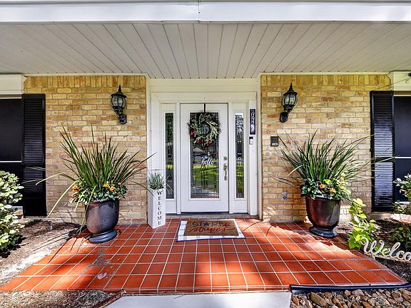 4th image of 6522 Pebble Beach Dr