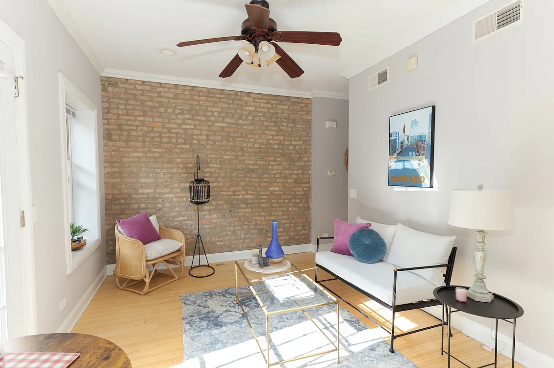 1022 W. Dakin — Photo 3