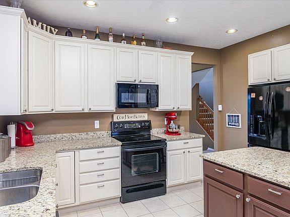3rd image of 2700 Stone Mill Way