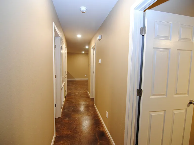 208 Kelso Rd — Photo 7