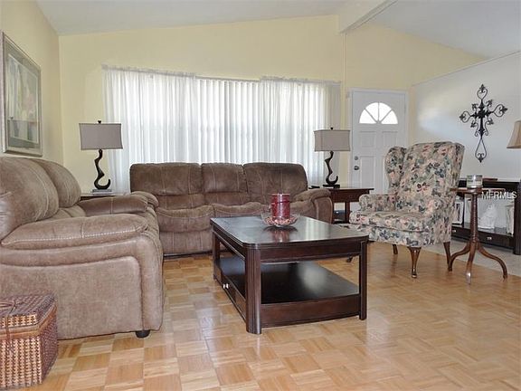 3rd image of 6041 Carlton Ave