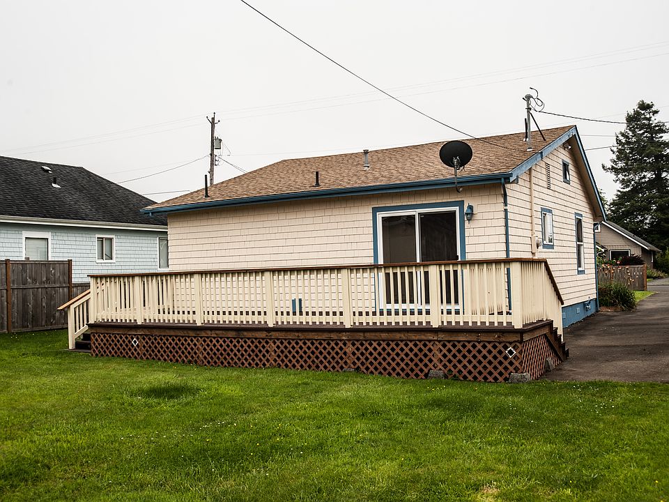 2nd image of 1704 Morgan St