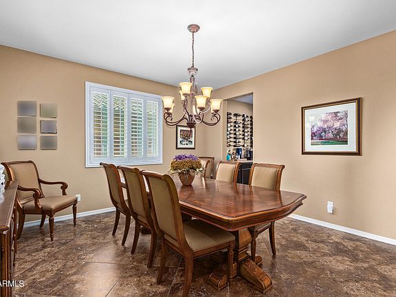 5th image of 1434 E CANARY Drive