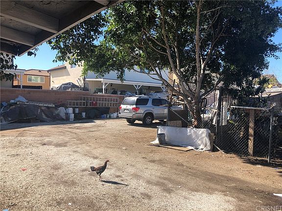 4th image of 8360 Kester Ave