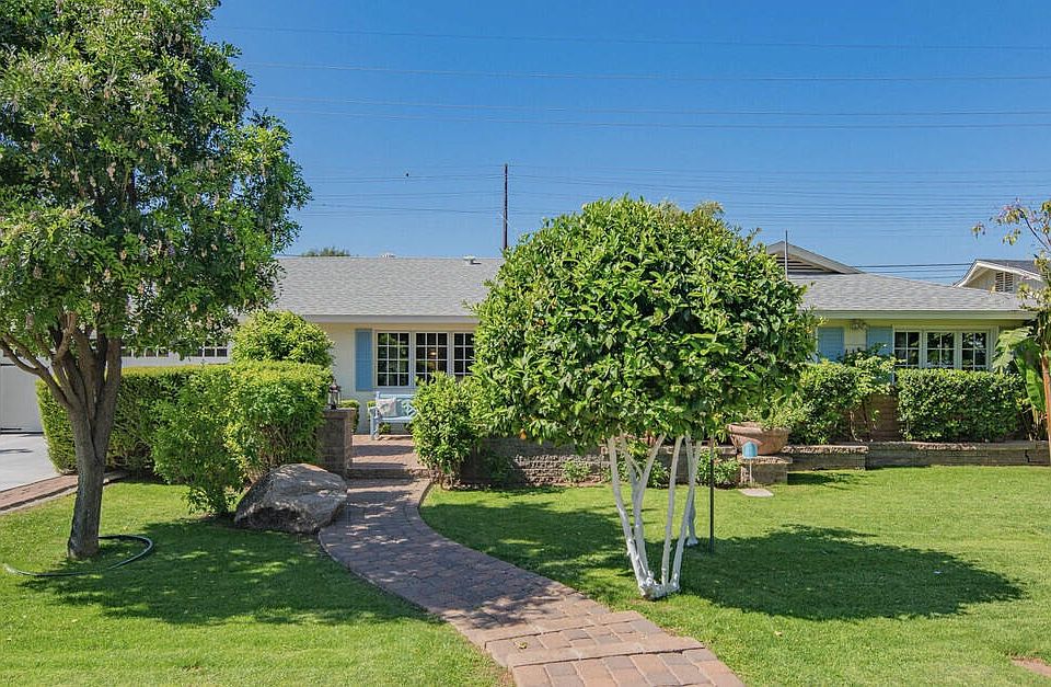 1st image of 4841 E CALLE REDONDA --