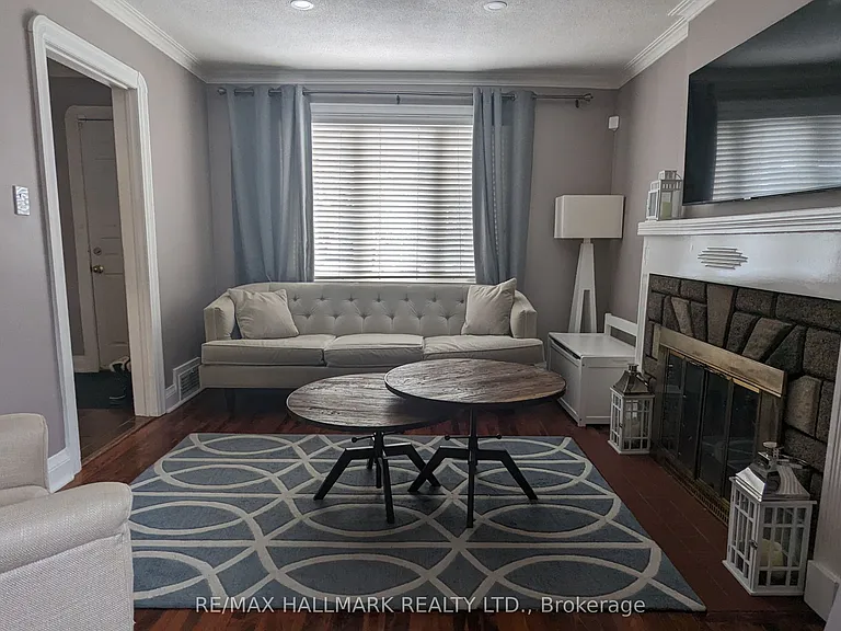 342 Whitmore Ave — Photo 2