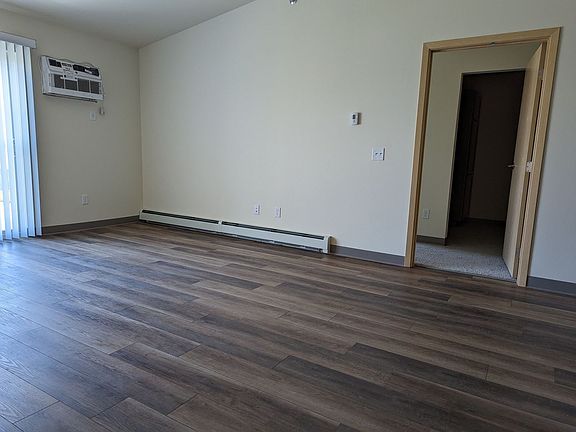 5th image of 222 14th St NE #302