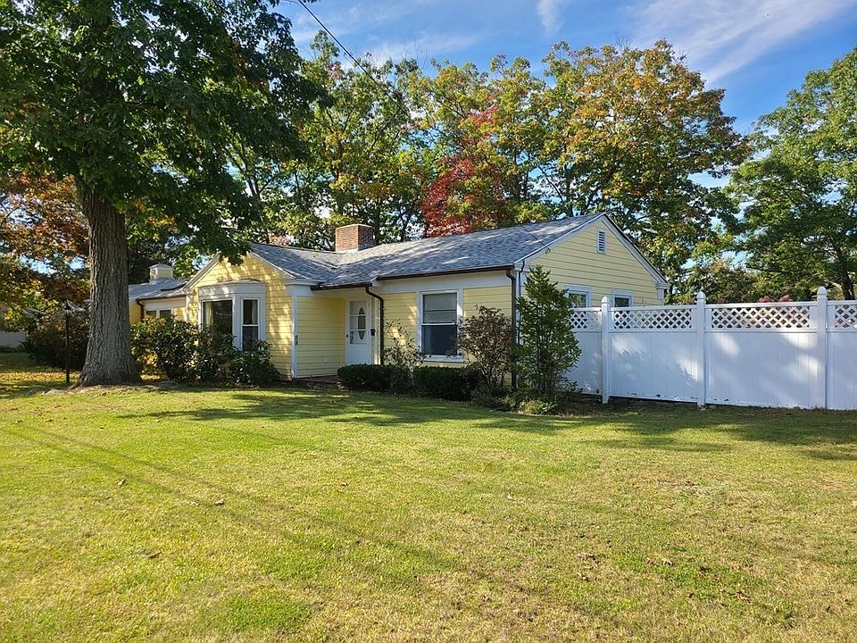 668 Lenox St, Athol, MA 01331 Zillow