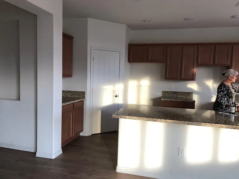 526 Ranch Rd — Photo 5