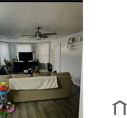 2 bed, 1100 sqft, $1,875 — Photo 4